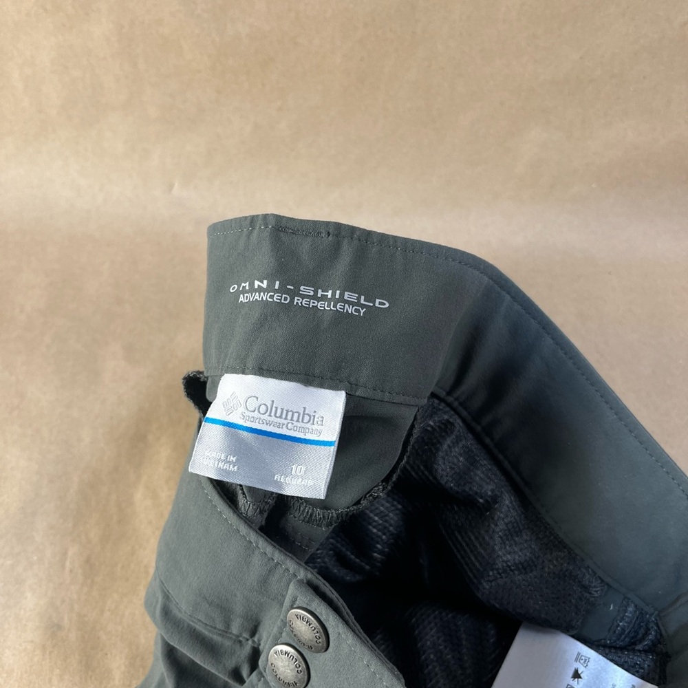 Columbia Women’s Gray Transformer Pants (Size 10) - Picture 3 of 4